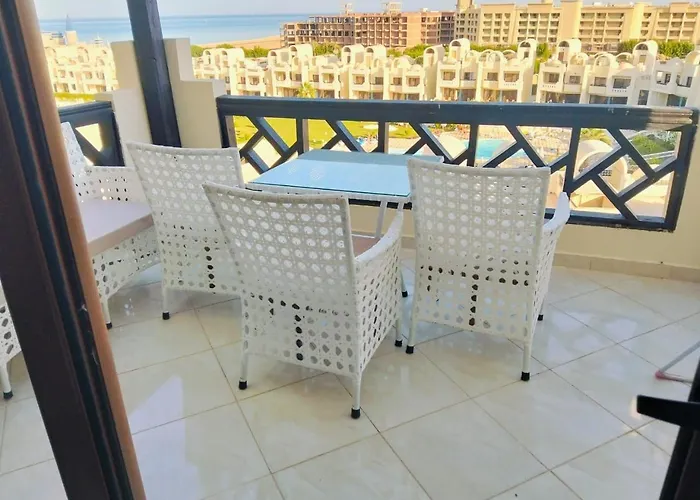 Luxury Beachfront Studio-foreign Nationals Only