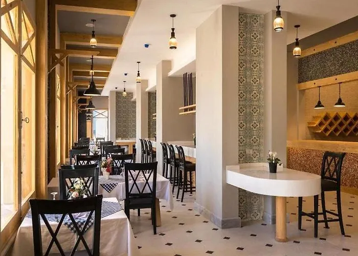 Luxury Beachfront Studio-foreign Nationals Only شقة الغردقة